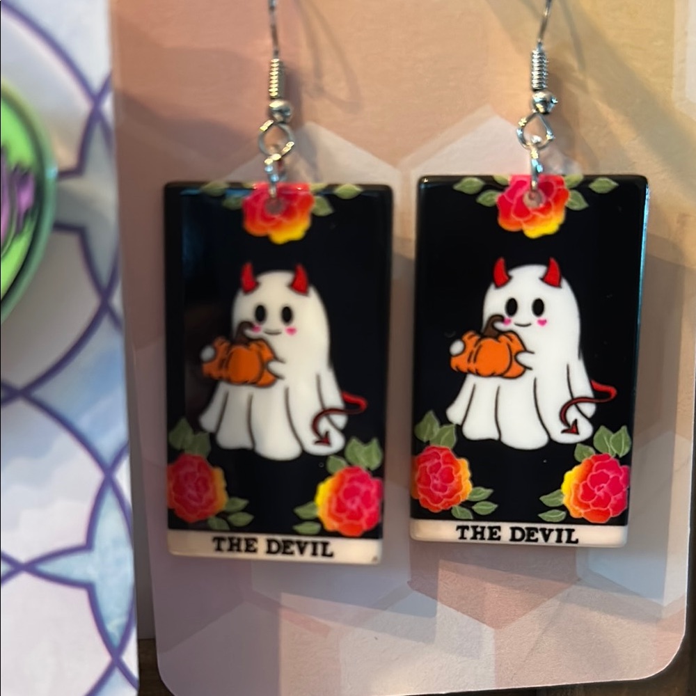 ‘The Devil’ Halloween acrylic Ghost Earrings 💕